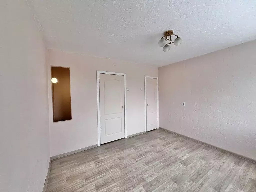 Студия Свердловская область, Екатеринбург ул. Таганская, 6 (18.3 м) - Фото 1