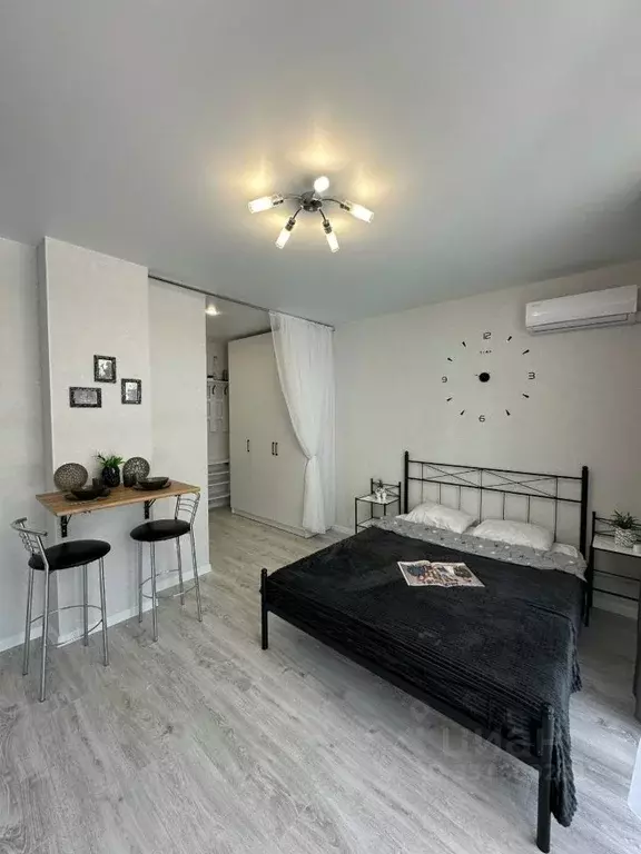 Студия Краснодарский край, Краснодар ул. Адмирала Макарова, 5 (30.0 м) - Фото 1