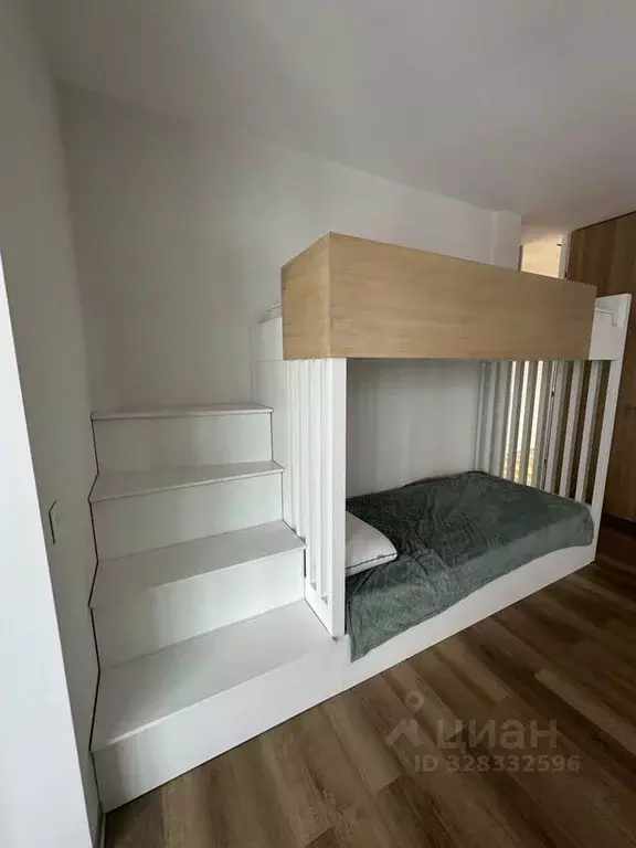 3-к кв. Пермский край, Пермь ул. Фридриха Энгельса, 18 (108.7 м) - Фото 1