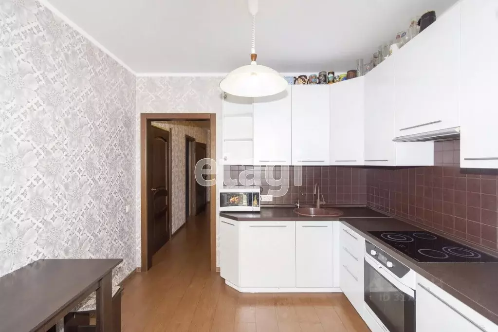 2-к кв. Тюменская область, Тюмень ул. Московский Тракт, 85к1 (52.9 м) - Фото 1
