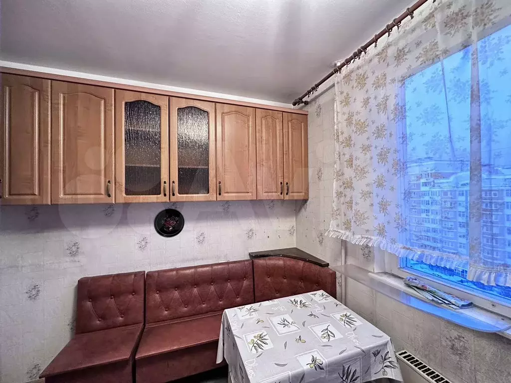 1-к. квартира, 37 м, 9/10 эт. - Фото 1