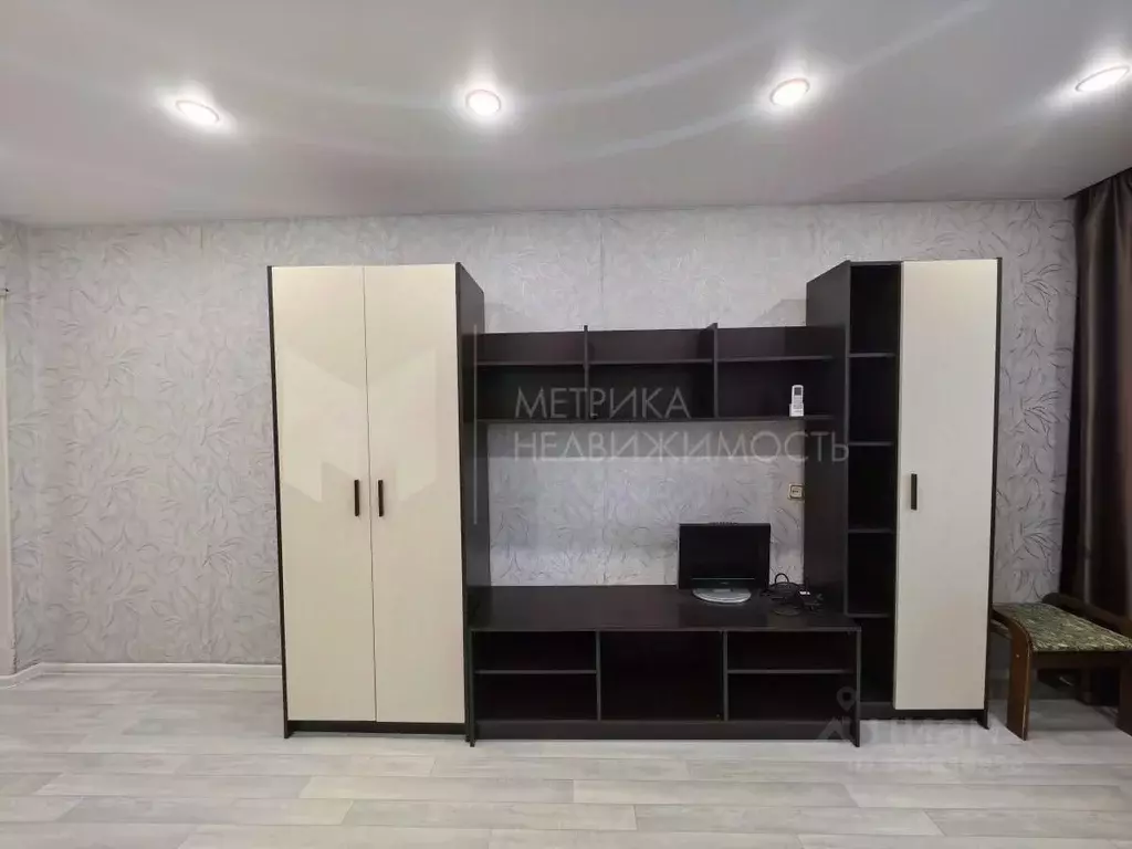 2-к кв. Тюменская область, Тюмень ул. Гастелло, 67 (48.0 м) - Фото 1