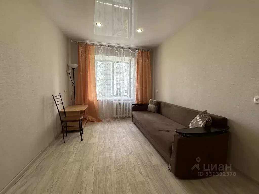Комната Свердловская область, Екатеринбург ул. Папанина, 9 (11.0 м) - Фото 2