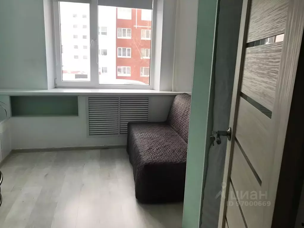 2-к кв. Ханты-Мансийский АО, Когалым ул. Мира, 14Б (48.7 м) - Фото 1