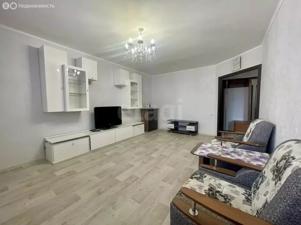 1-комнатная квартира: Сосновоборск, улица Ленинского Комсомола, 37 ... - Фото 2