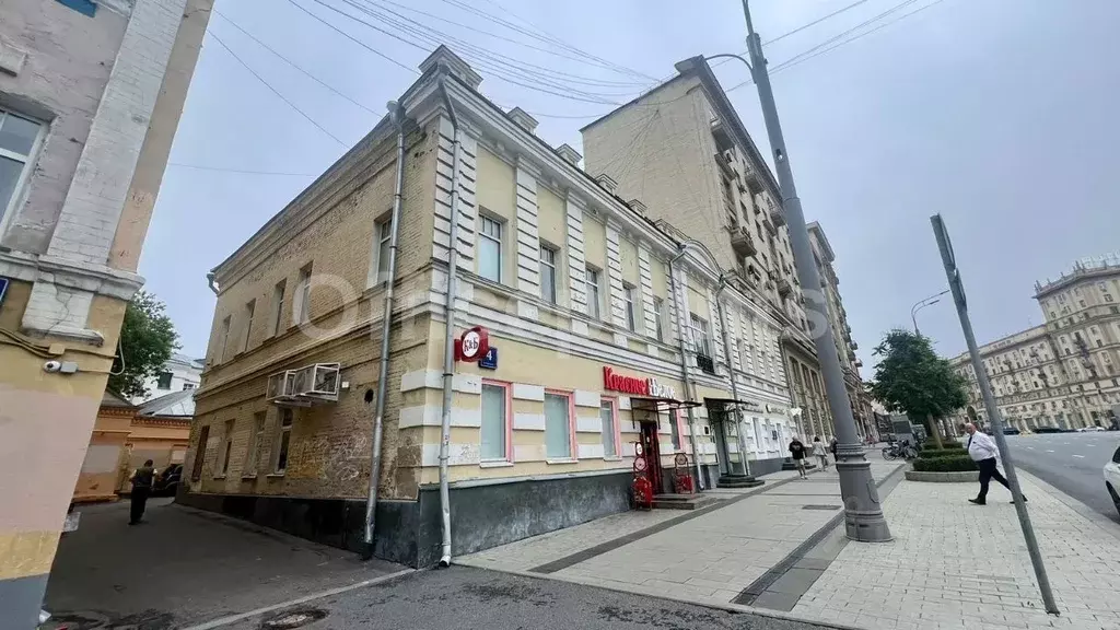 Офис в Москва ул. Земляной Вал, 4С1 (180 м) - Фото 1