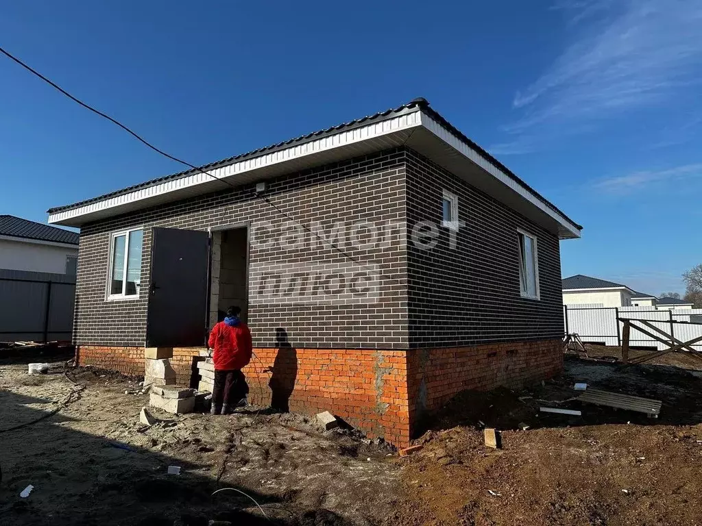 Дом в Курская область, Курский район, Рышковский сельсовет, Кислино ... - Фото 0
