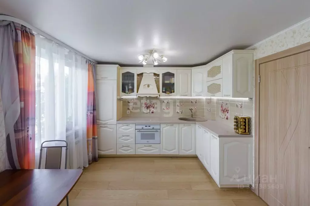 3-к кв. Тюменская область, Тюмень Широтная ул., 111 (64.0 м) - Фото 1