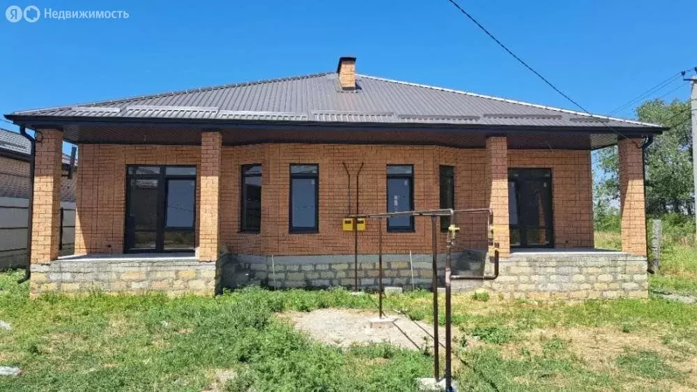 Дом в Михайловск, улица Владимира Ацуты, 171 (105 м) - Фото 0
