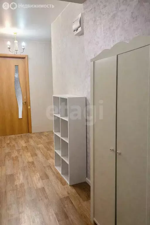 4-комнатная квартира: Санкт-Петербург, Полтавская улица, 14 (83 м) - Фото 1