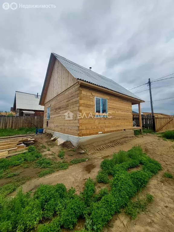 Дом в село Нижний Саянтуй, садовые участки Ромашка (64 м) - Фото 1