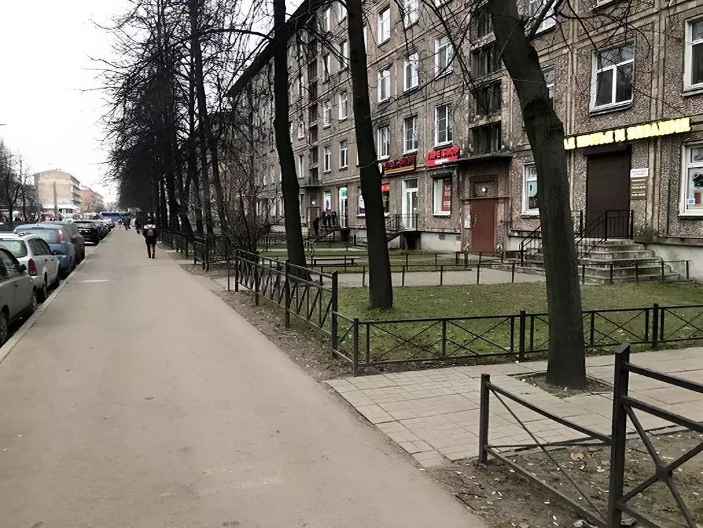 Торговая площадь в Санкт-Петербург просп. Елизарова, 18 (45 м) - Фото 0