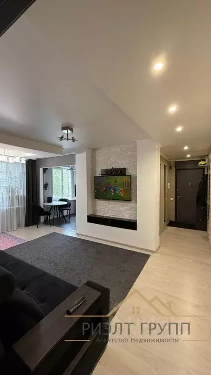 2-к кв. Татарстан, Казань ул. Декабристов, 180б (45.9 м) - Фото 1