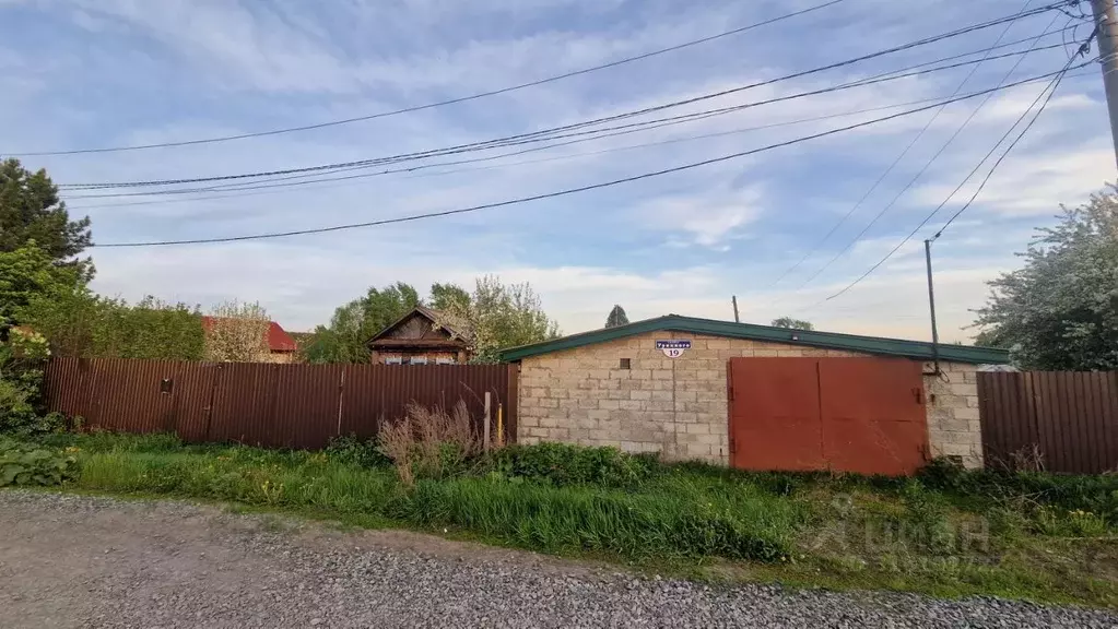 Дом в Свердловская область, Верхнее Дуброво пгт ул. Урицкого, 19 (34 ... - Фото 1