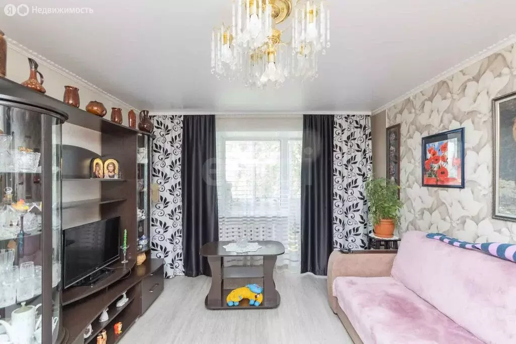 3-комнатная квартира: Ишим, улица Красина, 20 (54.8 м) - Фото 0