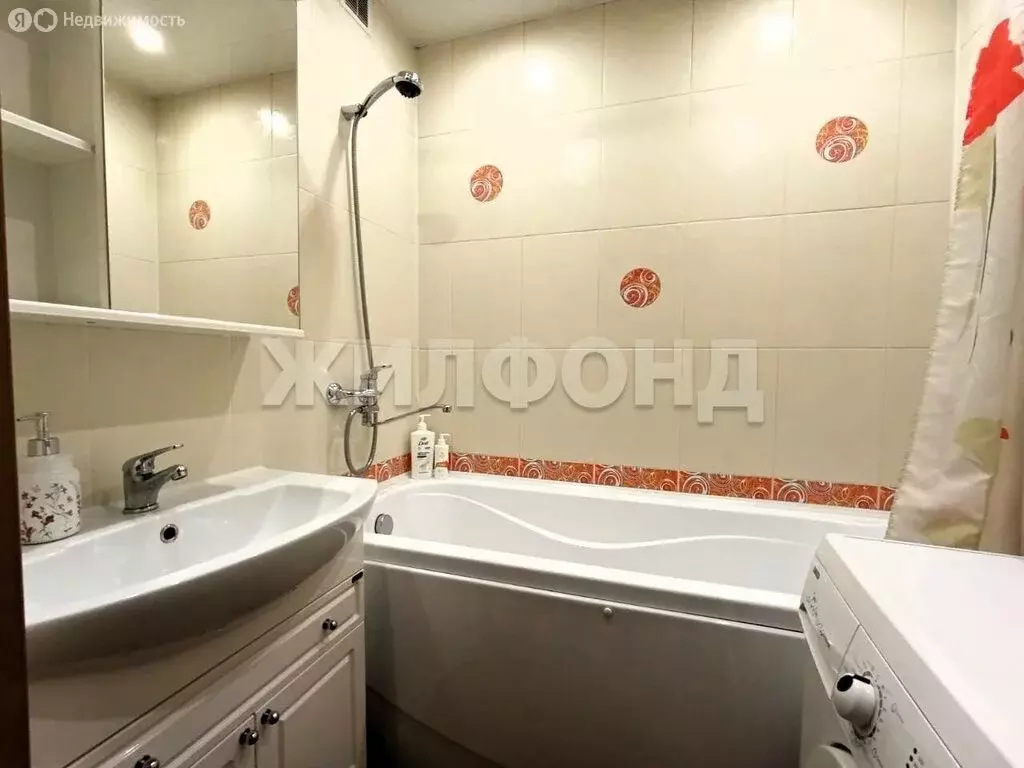2-комнатная квартира: Абакан, улица Пушкина, 154 (53 м) - Фото 0