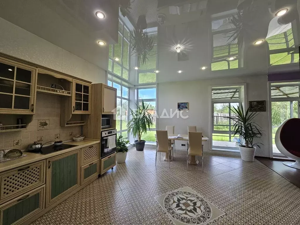 Дом в Иркутская область, Усольский район, Железнодорожное с/пос, д. ... - Фото 1