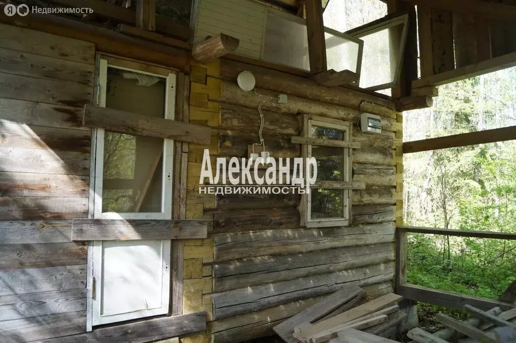 Участок в Лисинское сельское поселение (10 м) - Фото 0