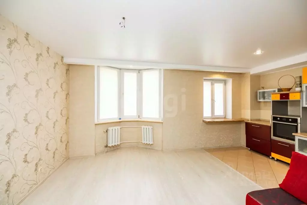 2-к кв. Ханты-Мансийский АО, Сургут просп. Мира, 55/1 (64.1 м) - Фото 1