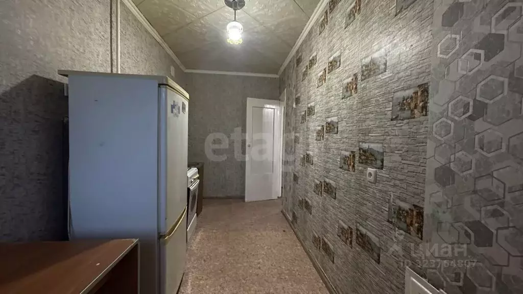 1-к кв. Башкортостан, Стерлитамак Михайловский мкр, ул. Сазонова, 26 ... - Фото 1