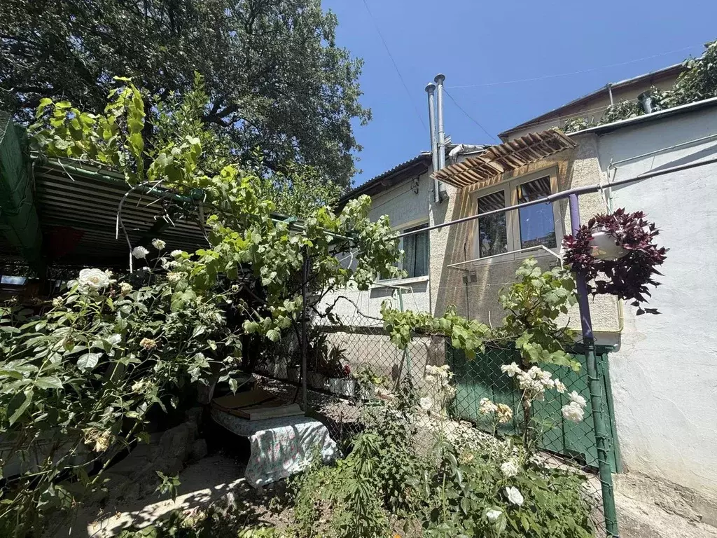 2-к кв. Крым, Ялта ул. Музейная, 20 (51.0 м) - Фото 0