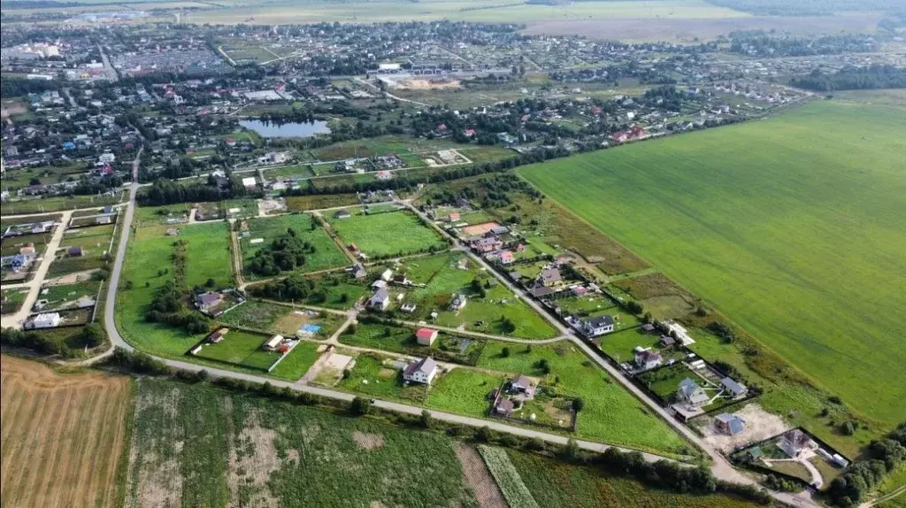 Участок в Ленинградская область, Гатчинский район, Бавария кп  (8.3 ... - Фото 1