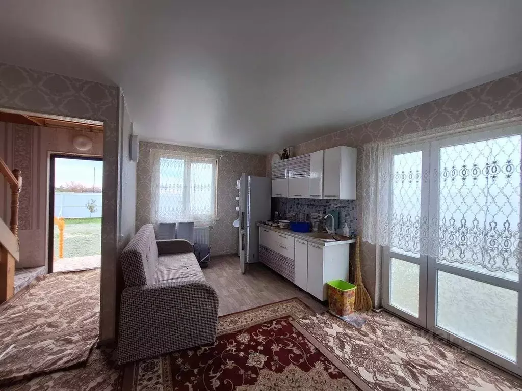 Дом в Крым, Сакский район, с. Молочное ул. Крымская, 18 (52 м) - Фото 1