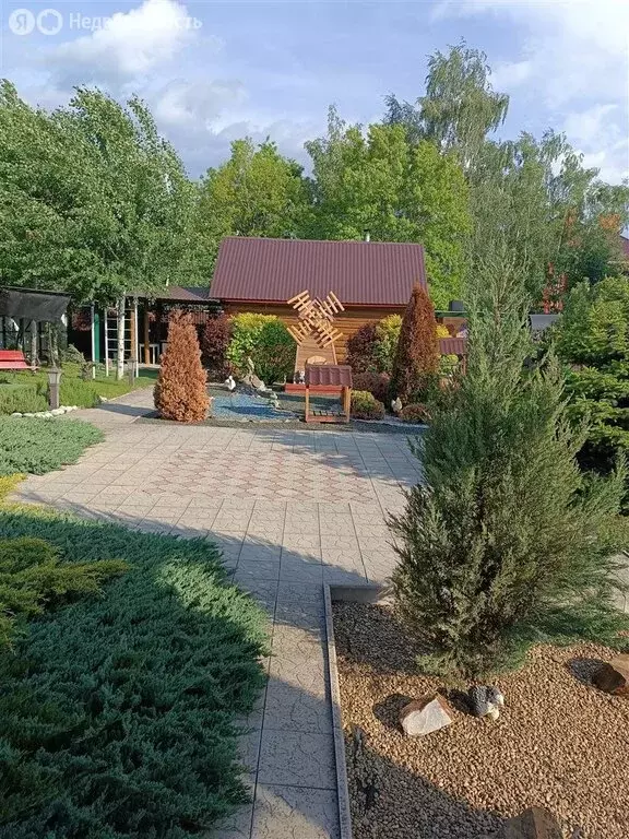 Дом в Шебекино, улица Титовский Бор, 14 (210 м) - Фото 1