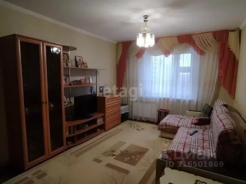 3-к кв. Белгородская область, Старый Оскол Весенний мкр, 3Б (70.2 м) - Фото 1