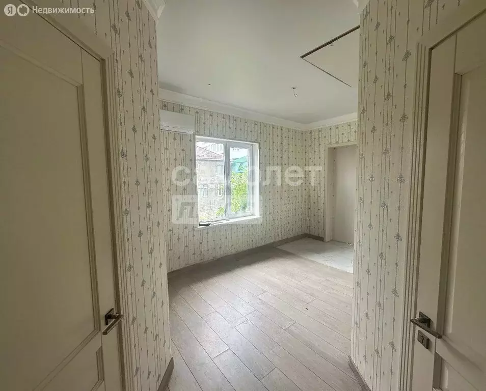 Дом в посёлок городского типа Семендер, Кумухская улица, 21 (300 м) - Фото 1