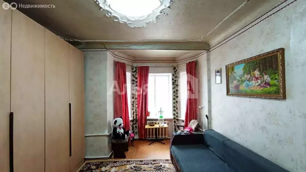 3-комнатная квартира: Шолоховский, Комсомольская улица, 10 (67 м) - Фото 0