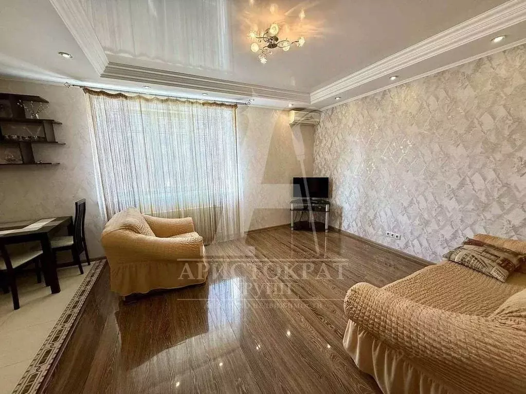 2-к кв. Ставропольский край, Пятигорск ул. Нежнова, 21/1 (89.7 м) - Фото 1