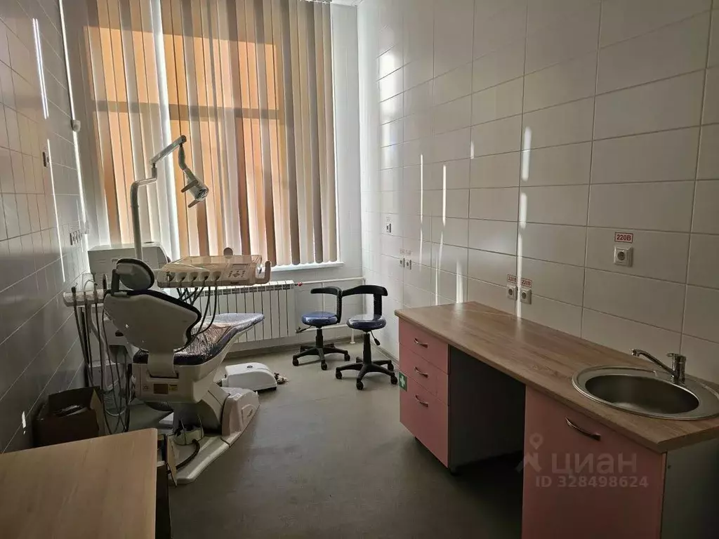 Помещение свободного назначения в Кемеровская область, Кемерово ул. ... - Фото 2