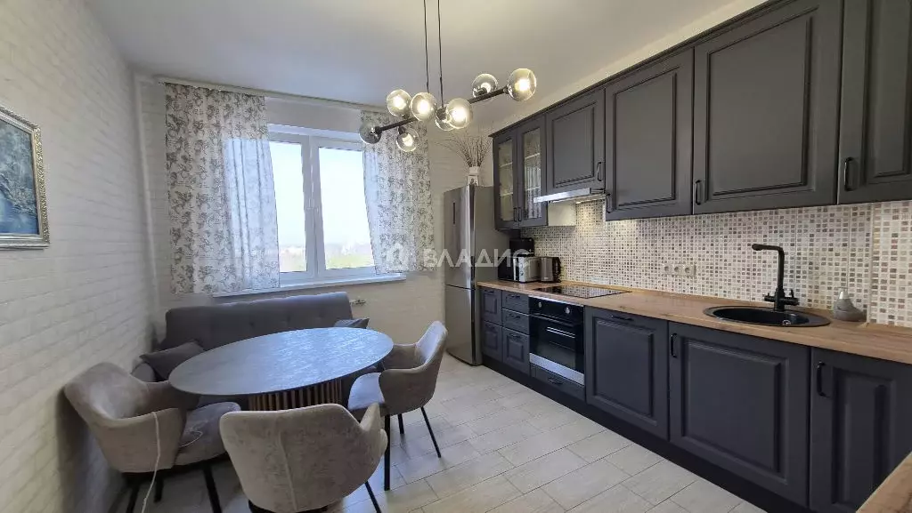 Продается 2-комнатная квартира - Фото 1