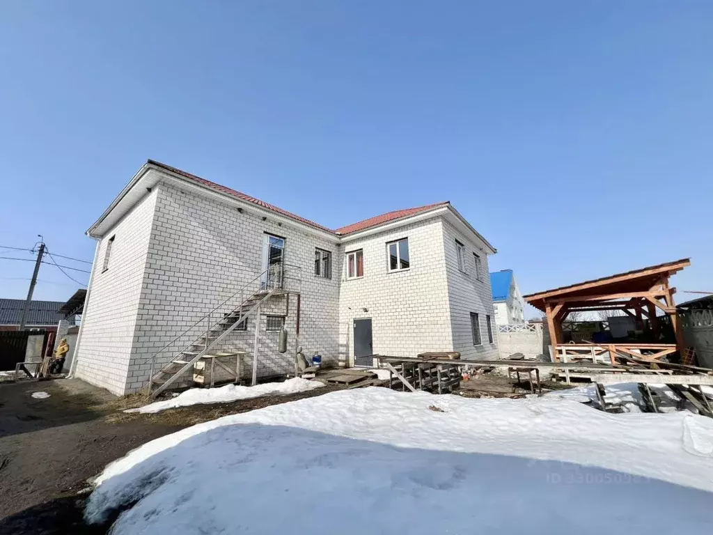Дом в Брянская область, Брянск Лунная ул. (269 м) - Фото 1
