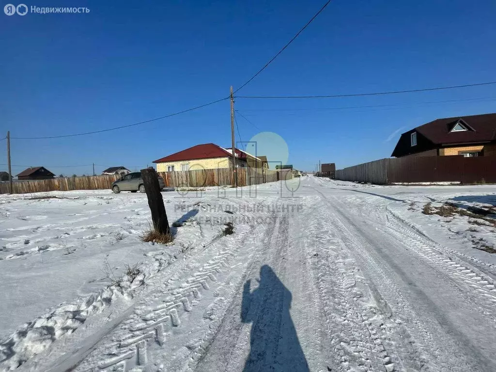 Участок в село Урик, Российская улица, 3 (15 м) - Фото 1