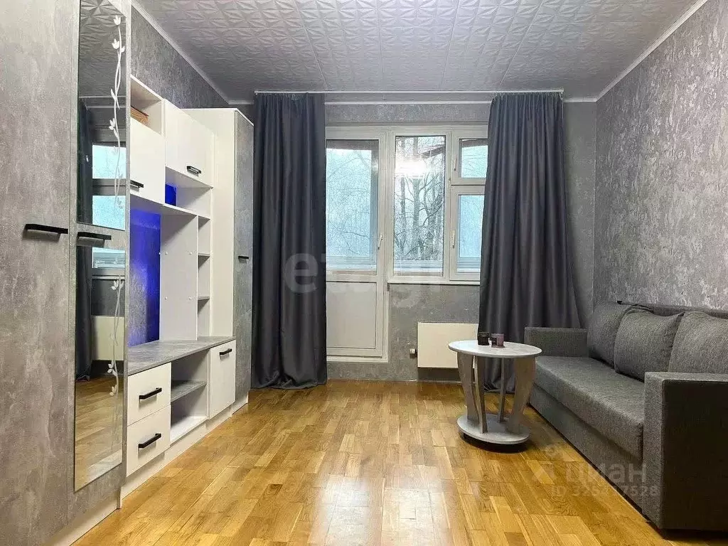 1-к кв. Москва ул. Дыбенко, 32К1 (38.5 м) - Фото 0