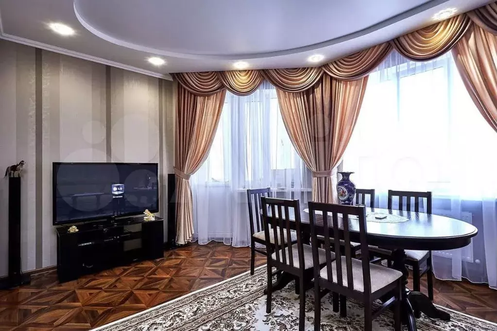 3-к. квартира, 90 м, 2/9 эт. - Фото 0