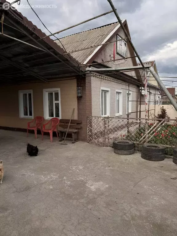 Дом в Сальск, Кузнечная улица (69 м) - Фото 0