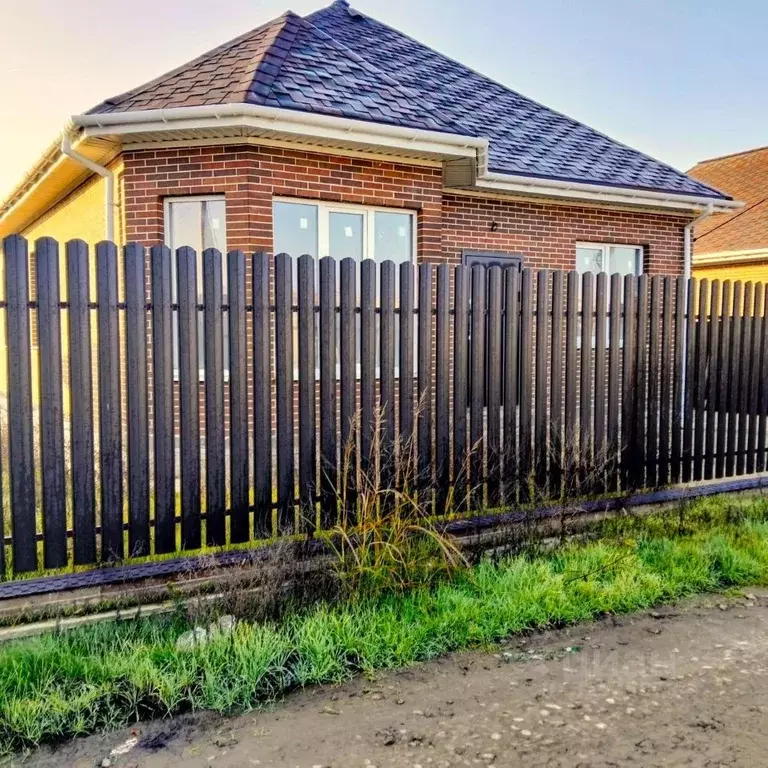 Коттедж в Краснодарский край, Краснодар Комарово кп, ул. Авангардная ... - Фото 1