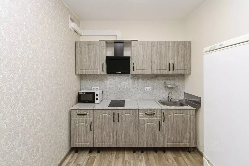 2-к кв. Тюменская область, Тюмень Полевая ул., 105 (62.0 м) - Фото 1