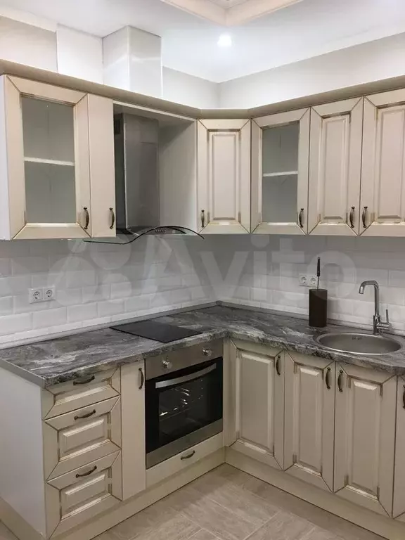 1-к. квартира, 35 м, 4/9 эт. - Фото 0