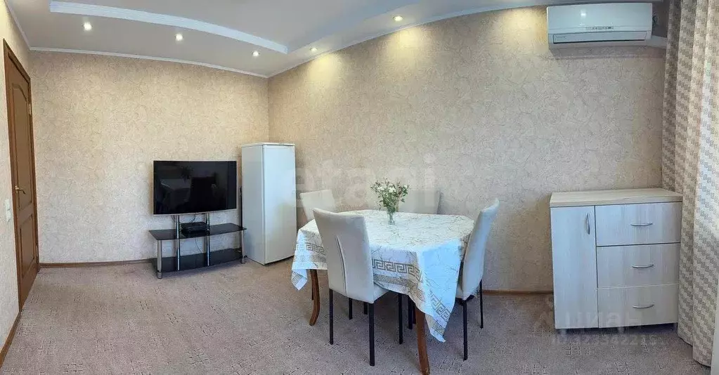 3-к кв. Саратовская область, Энгельс Энгельс-1 мкр, 74 (60.0 м) - Фото 0