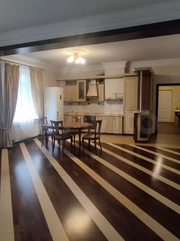 2-к. квартира, 70 м, 2/17 эт. - Фото 0