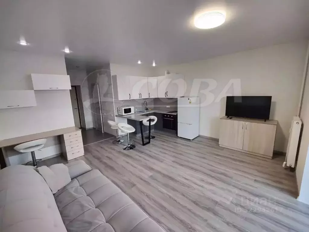 Студия Тюменская область, Тюмень Комбинатская ул., 54к2 (30.0 м) - Фото 1