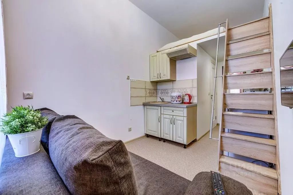 Комната Санкт-Петербург ул. Александра Невского, 6 (15.0 м) - Фото 2