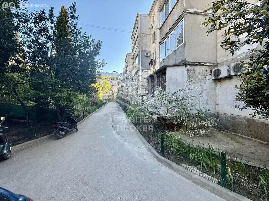 2-комнатная квартира: Ялта, улица Кривошты, 1 (49.4 м) - Фото 1