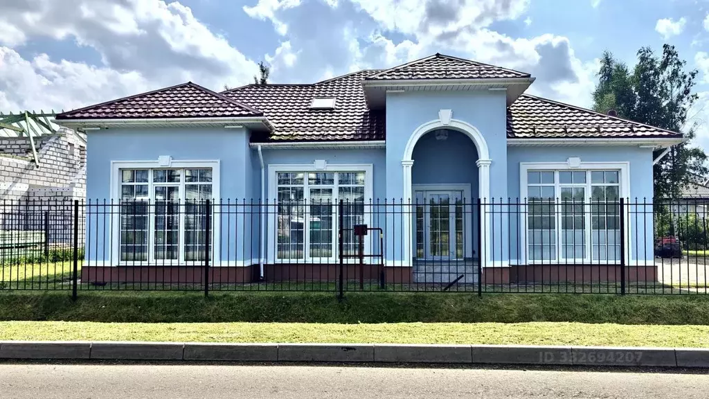 Дом в Санкт-Петербург, Санкт-Петербург, Петергоф Петергофские Дачи кп, ... - Фото 1