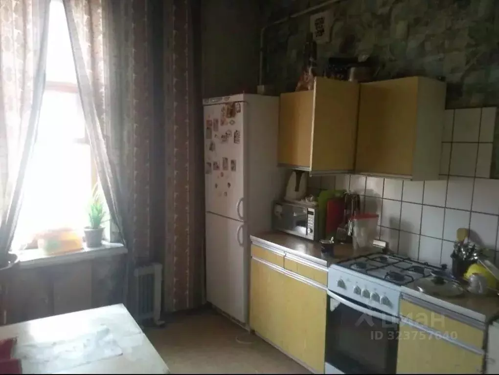 3-к кв. Волгоградская область, Волгоград ул. Мира, 13 (18.0 м) - Фото 1