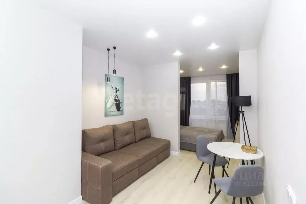 Студия Тюменская область, Тюмень ул. Фармана Салманова, 1 (29.0 м) - Фото 0